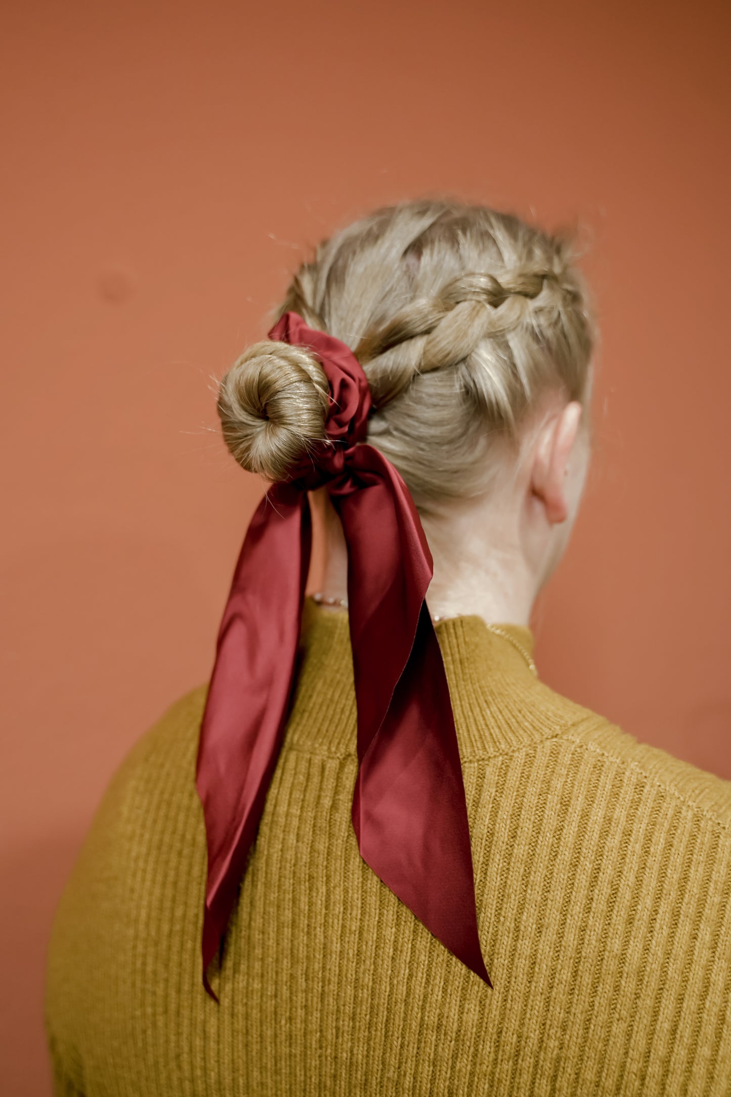 Scrunchie mit langem Band